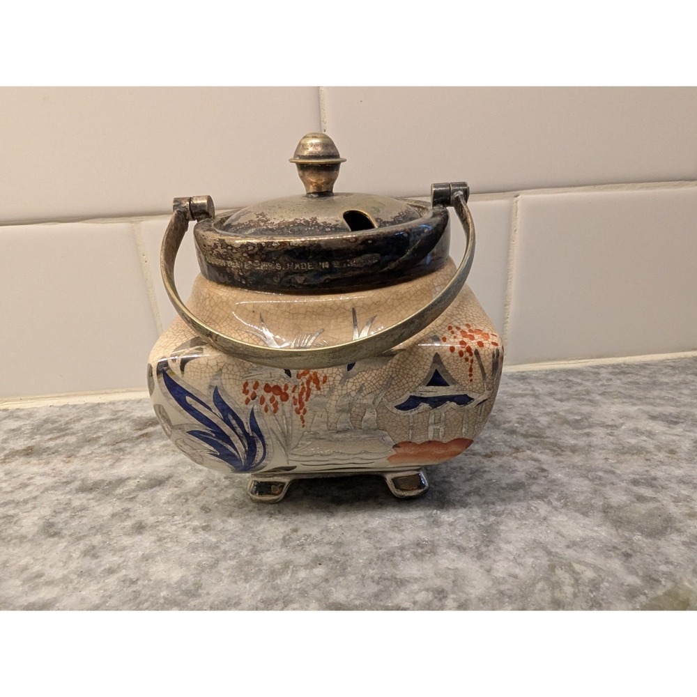 Vintage Pagoda Sugar Bowl Yeoman‎ Plate Silver Footed Lancaster Sandland England